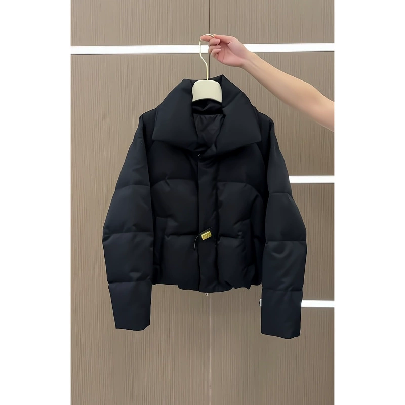 Черное хлопковое пальто с воротником