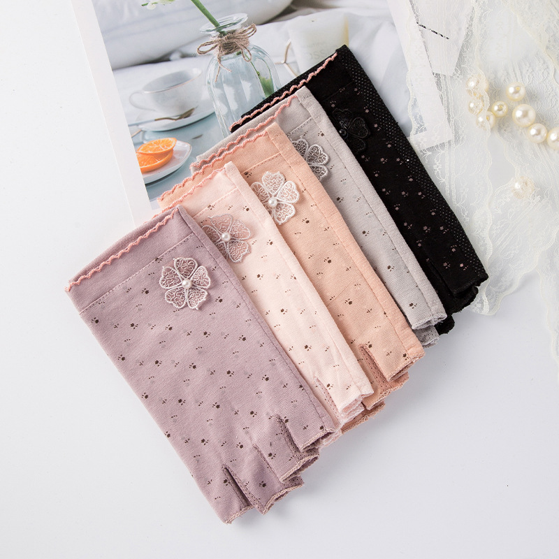 summer Sunscreen lady glove Lace Hemidactyly Sweat ventilation Riding drive a car non-slip outdoors sunshade fashion glove