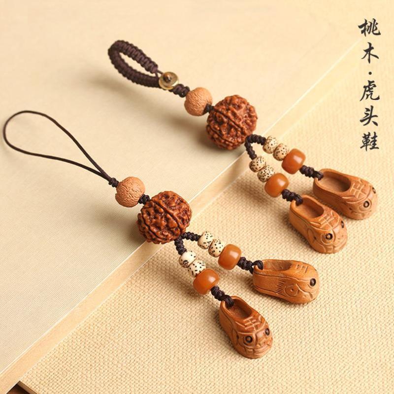 桃木虎头鞋男士汽车钥匙挂件个性创意钥匙扣女手机链挂饰礼品