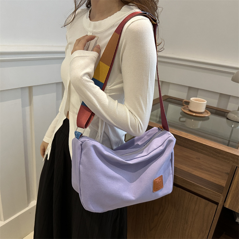 2025 New Style Simple and Stylish Tote Bag for Students Attending Class Large Capacity Retro Bag Women's Shoulder Crossbody Bag Women's Bag