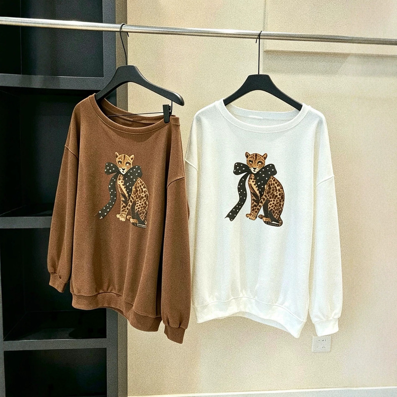 Korean Dongdaemun leopard print sweatshirt for women, autumn and winter loose pullover street style cross-border Korean women's top Korean Dongdaemun leopard print sweatshirt for women, autumn and winter loose pullover street style cross-border Korean women's top
