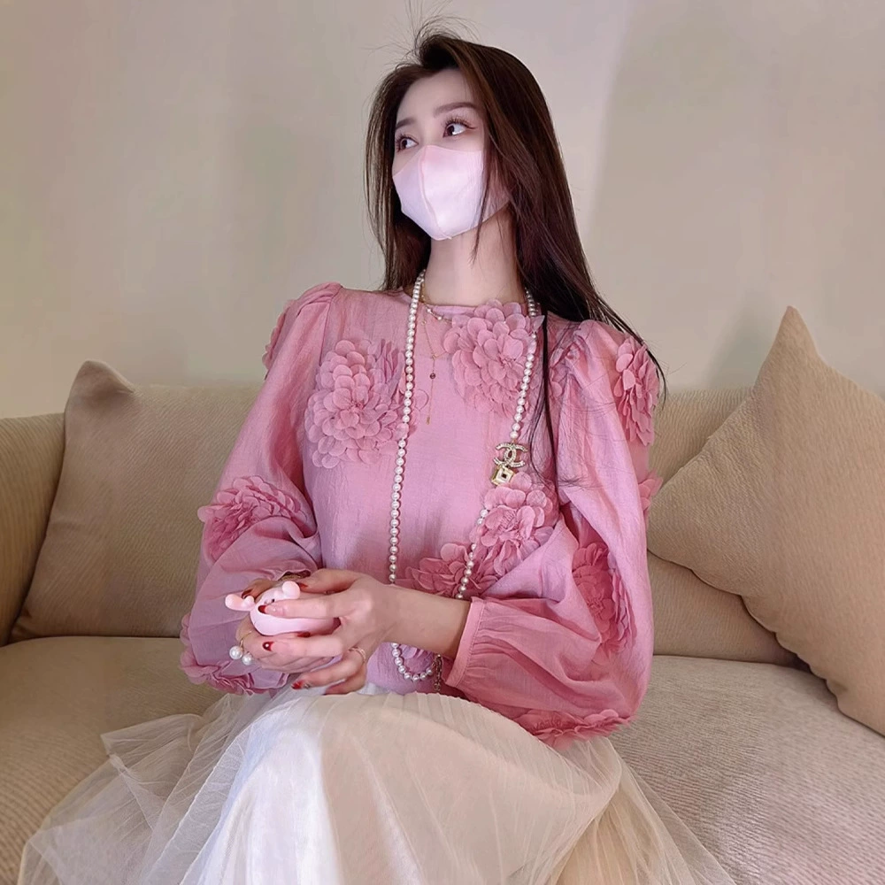 0895 популярная в этом году 2023 ранней весной Новая розовая рубашка французского дизайна Женская уникальная шикарная красивая футболка