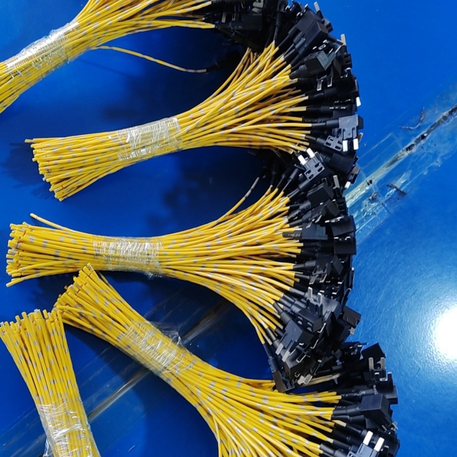 汽车保险丝座取电器车用黄色斑马线中号小号迷你M2三脚无端16号线