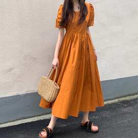 H23318法式小众高级感可盐可甜方领修身显瘦泡泡袖连衣裙子女夏
