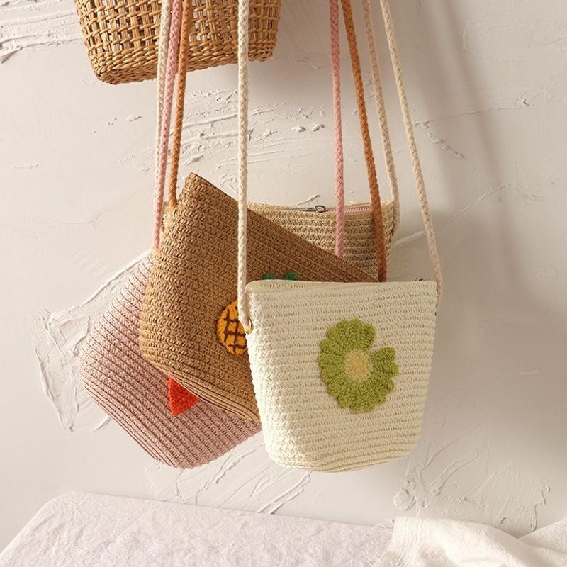 Bag for spring and summer, princess key coin purse, hand-woven children's bag, mini fruit drawstring bag, crossbody bag
