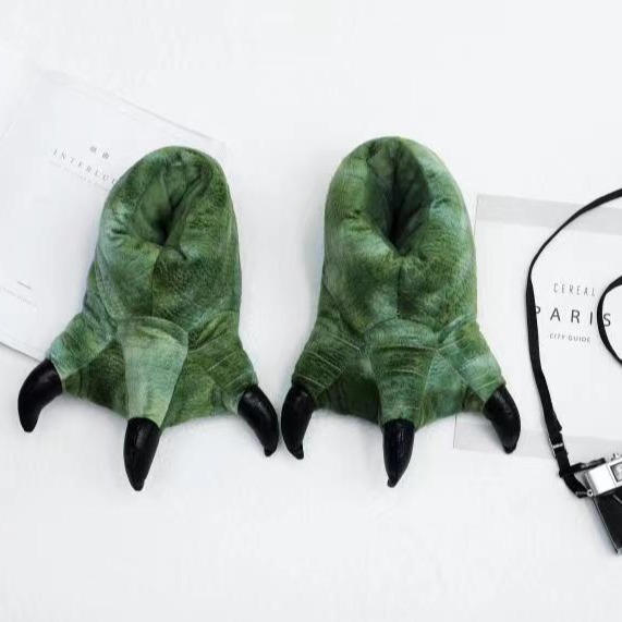 2023 Otoño e Invierno nuevos zapatos de garra de dibujos animados de terciopelo súper suave engrosada cómoda felpa de algodón zapatillas de gran tamaño zapatos