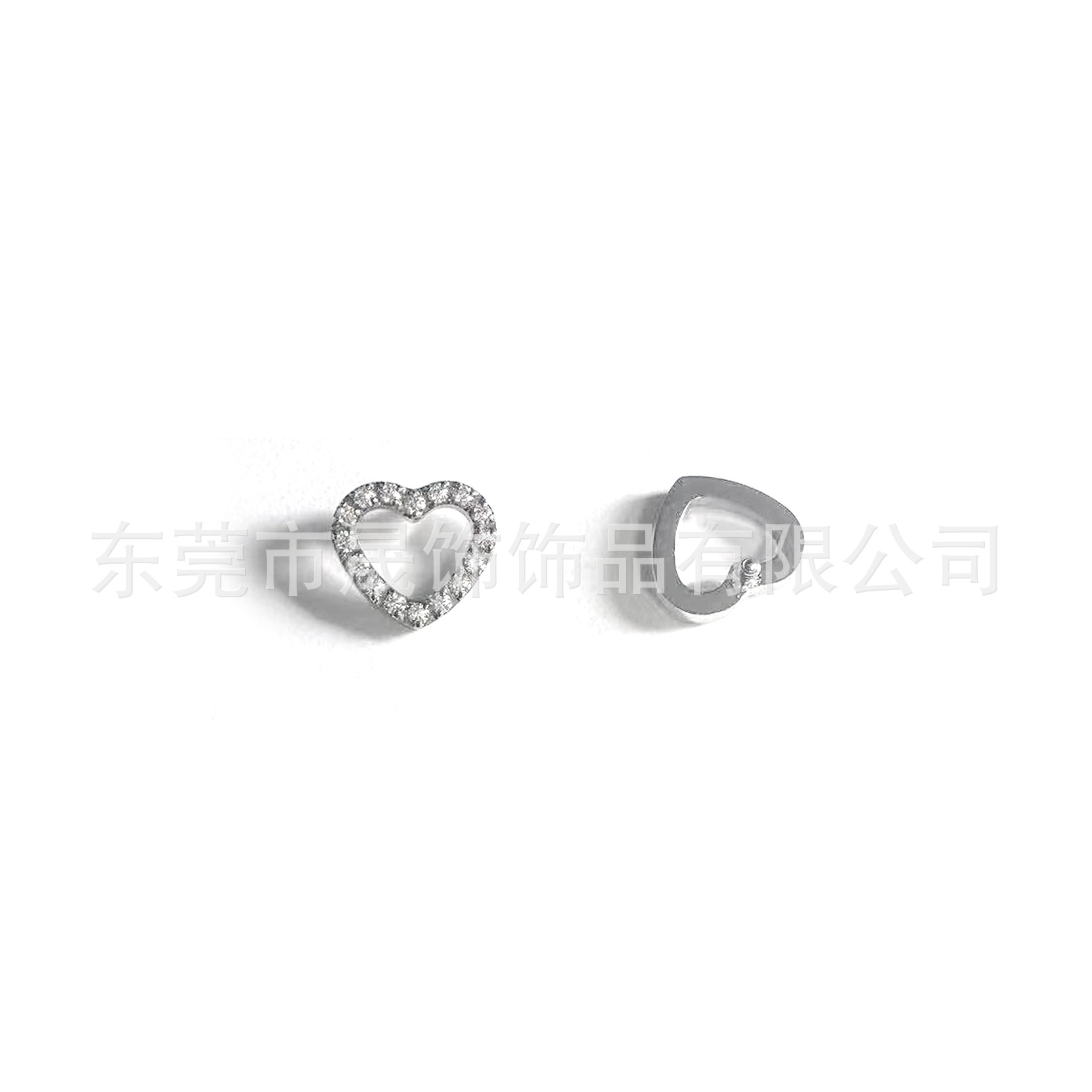 F136 Titanium Alloy Openwork Heart Ear Stud Studded 5A Cubic Zirconia Helix Cartilage Stud G23 Titanium Internal Thread Labret Stud Piercing Jewelry