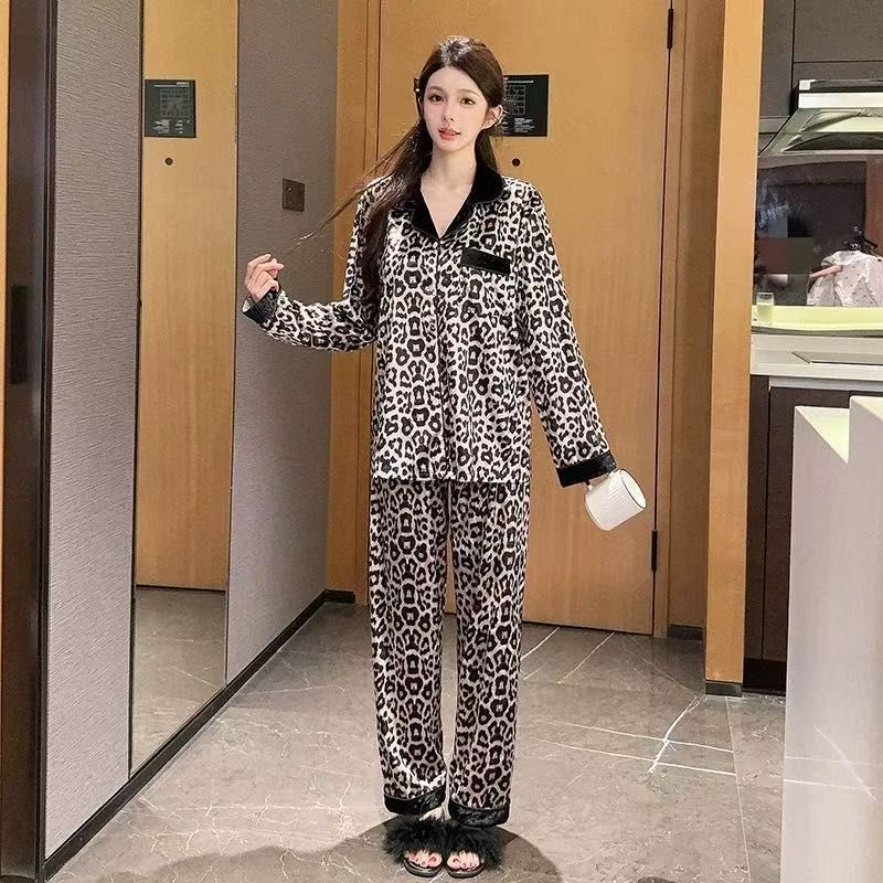 Al por mayor transfronterizo primavera y otoño invierno dorado terciopelo pijamas de mujer ropa de hogar fresca dulce pantalones de manga larga oro terciopelo