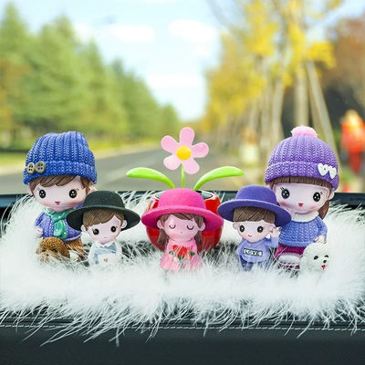 Car ornaments Dolls, Family Portraits, Creative - scarf-couple-heart-lele-flower-round-hat-red-sun-flower-big-feather