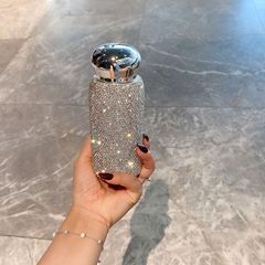 ダイヤモンドの軽い豪華な保温カップの高い顔の値のステンレスの女子学生の携帯のコップの2025項の越境のTEMUは卸売りを売ります。