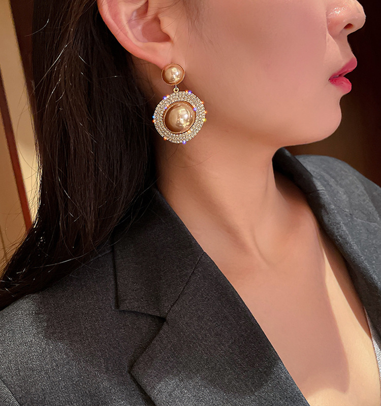 Fashion Round Geometric Exaggerated Full Rhinestone Pearl Earrings Wholesale display picture 1