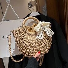 ��ʽ�ݾ�����Ů�ļ�2026�¿�W�t�ٴ�insб�����������˻@�Ӱ�