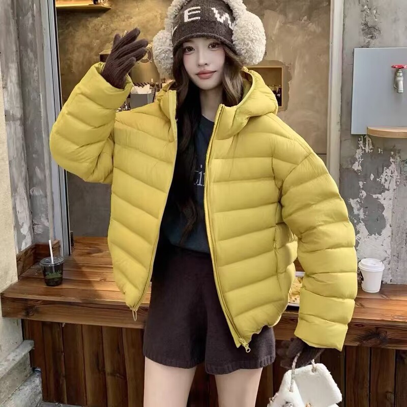 Ribbed style 2026 winter new pink hooded short down jacket for women, slimming and versatile, perfect for winter outings and keeping warm
