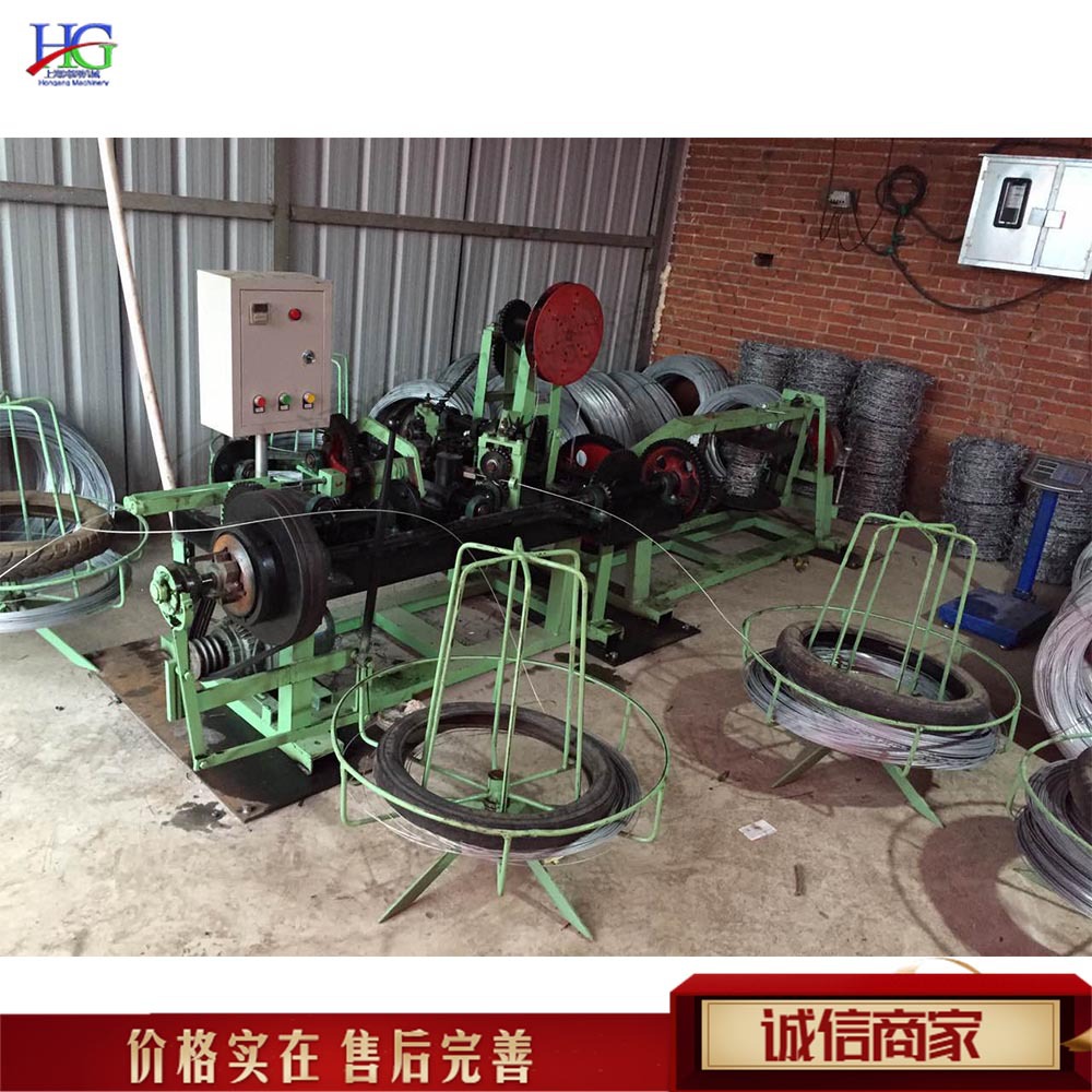 正反拧刺网机镀锌铁丝镀塑铁丝刺绳机学校工厂农场钢丝网成型机