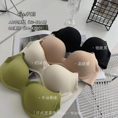 日系原單隱形bra無痕聚攏內衣收副乳一片式舒適透氣文胸女大胸