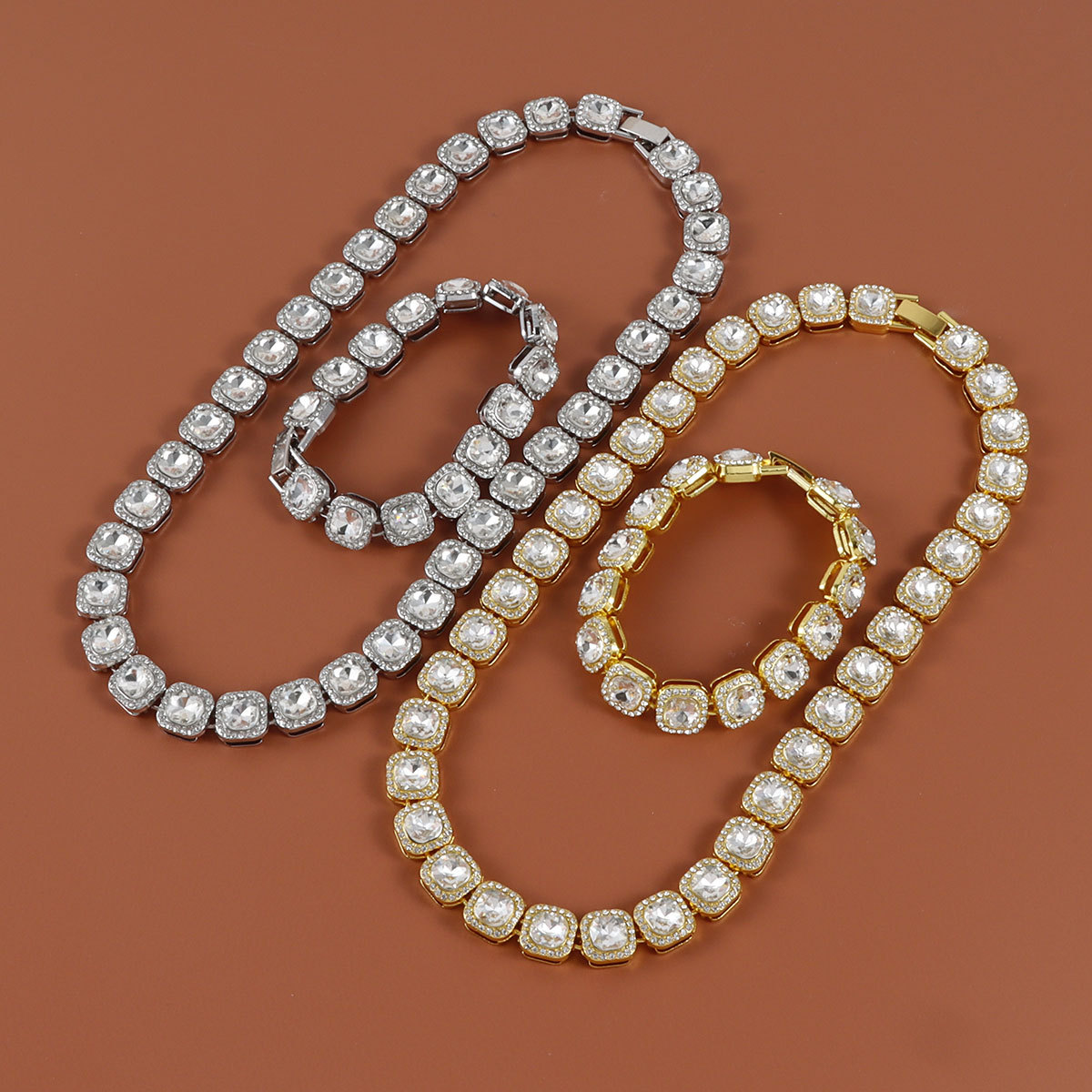 Europa und die Vereinigten Staaten Hiphop Hiphop voller Diamant Halskette Schmuck 13mm Platz Rock Zucker Patchwork Kuba Halskette Armband Schmuck_voghion.com