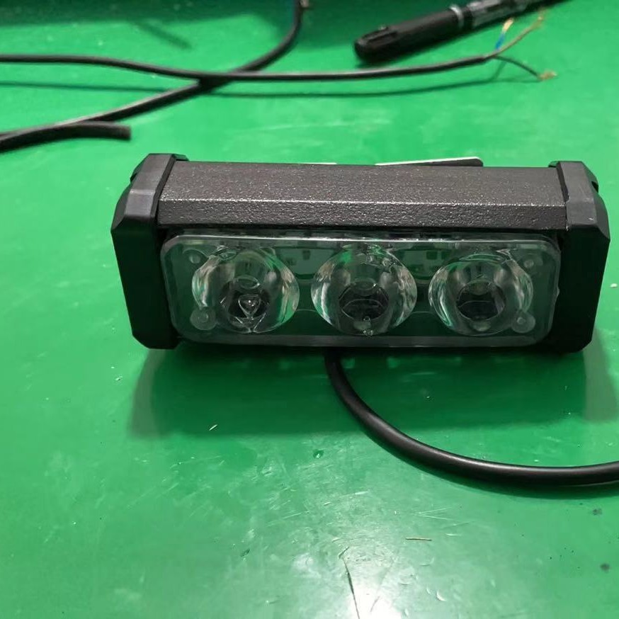 永警牌后杆灯电动车前红蓝爆闪灯摩托车后尾杆灯救援车报警灯
