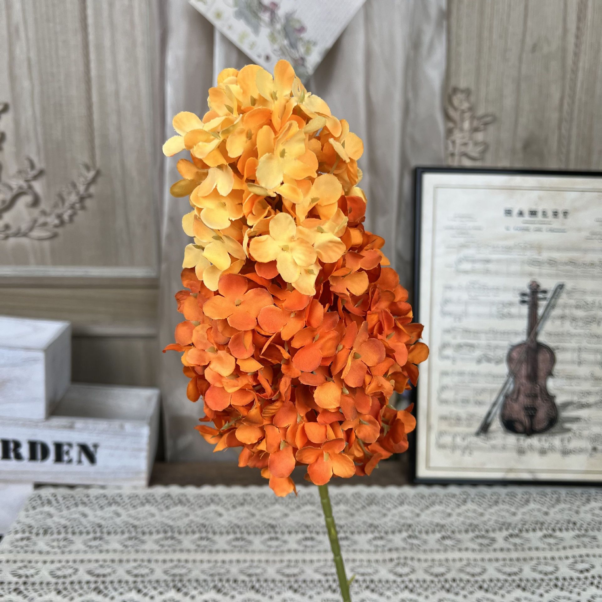 YG-파고다-오렌지