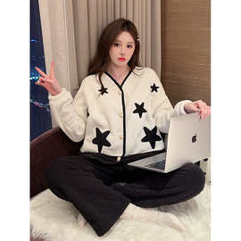 2024秋冬季新款甜美可爱睡衣女加厚半边绒圆领保暖休闲家居服套装