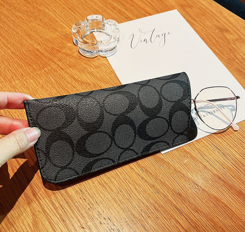 Minimalist Retro Camellia Eyeglass Case Universal Prescription Glasses Protection Cover Sunglasses Storage Bag Portable Eyeglass Box