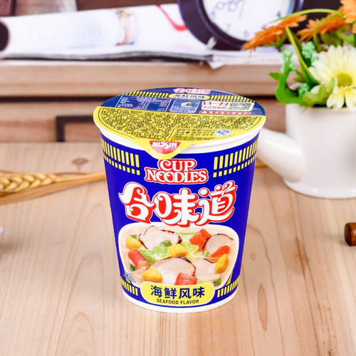 Nissin Hewei Cup Noodles Whole Box Wholesale 12 Cup Instant Noodles Open Cup Instant Late Night Snack Food Instant Noodles