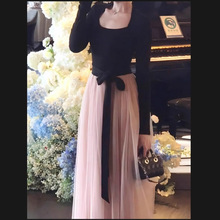 纯欲辣妹方领绑带长袖连衣裙女早秋新款收腰显瘦网纱拼接A字长裙