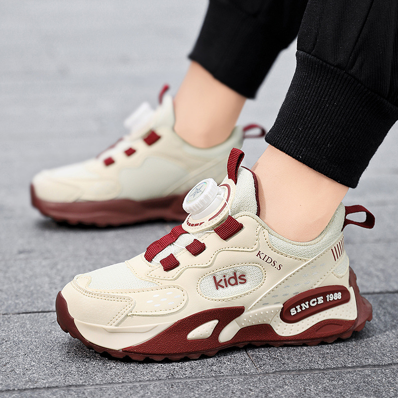 Zapatos de niñas 2025 nuevo otoño doble red zapatos de deporte transpirables para niños zapatos anti-deslizantes para niños grandes