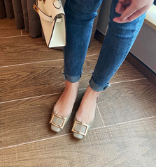 R's パテントレザーフラットシューズ、フラットヘッドスクエアバックル、カーフスキンファッションシューズ、万能シングルシューズ、レディースウェディングシューズ、宴会パンプス