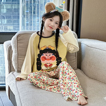 ���lŮͯ˯�´������b�д�ͯ��ͨƴɫ�L��Ů���������e�Ҿӷ���