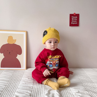 �Ї�ɫ�냺����������һ�w�ӽq�Ӻ��R�·���Ů����ӡ���ϻ��^����