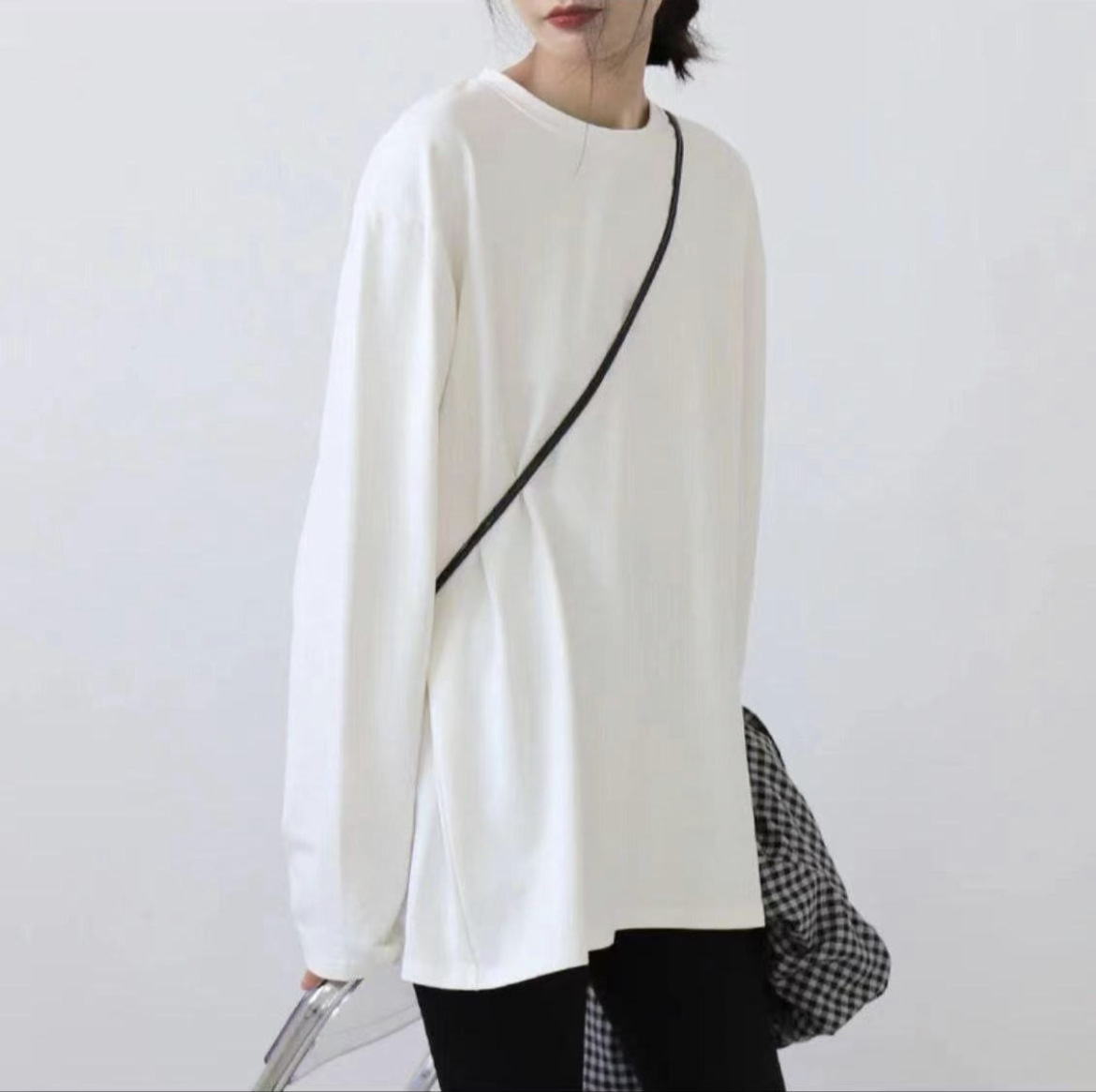 Camiseta de base de color sólido, ropa de mujer coreana, estilo extranjero, 2026 camiseta de manga larga para parejas con la misma camiseta de base fuera de la moda