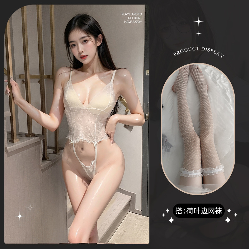 화이트 레이스 점프수트 + 화이트 러플 망사 스타킹