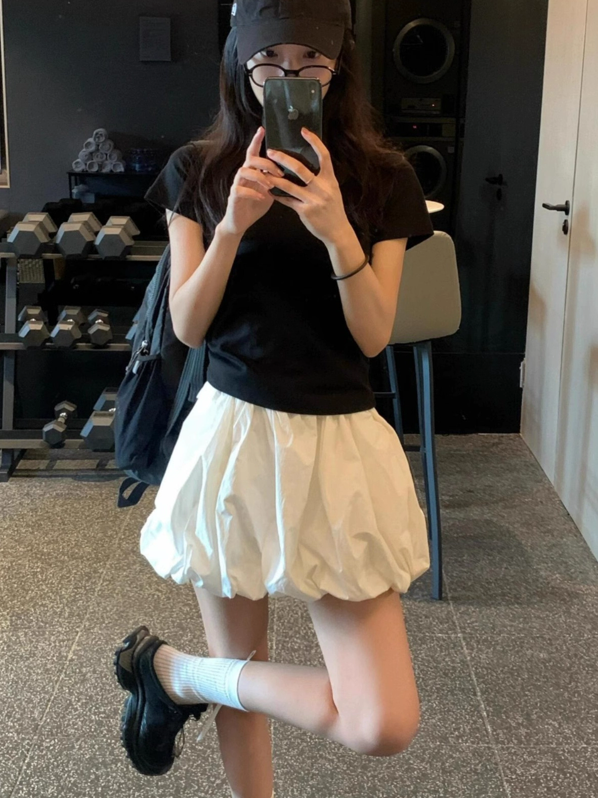 Белая юбка-бутон для женщин, лето 2025, новая высокая талия, повседневный дизайн для стройности, маленькая юбка А-силуэта