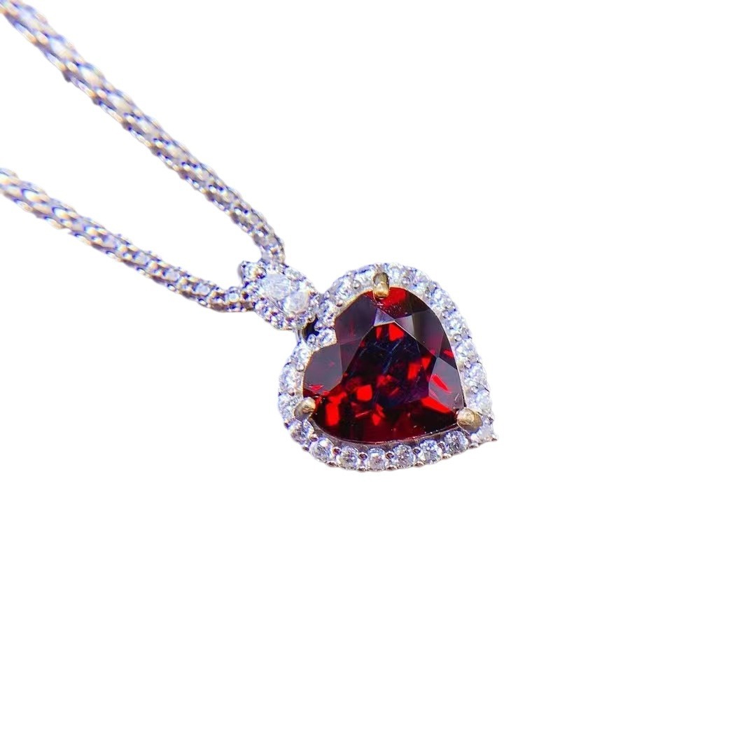 Organic set from Mozambique pomegranate heart shaped