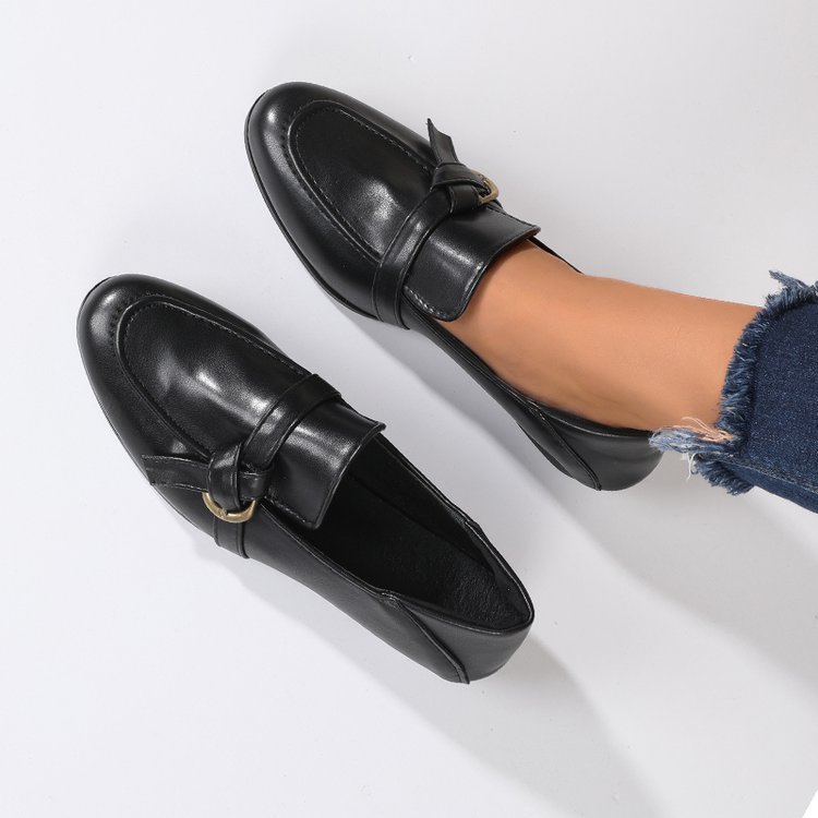 estilo británico zapatos de estilo de moda de tacones gruesos Lefour para mujeres 2025 nuevos zapatos de cuero de un solo zapato para mujeres