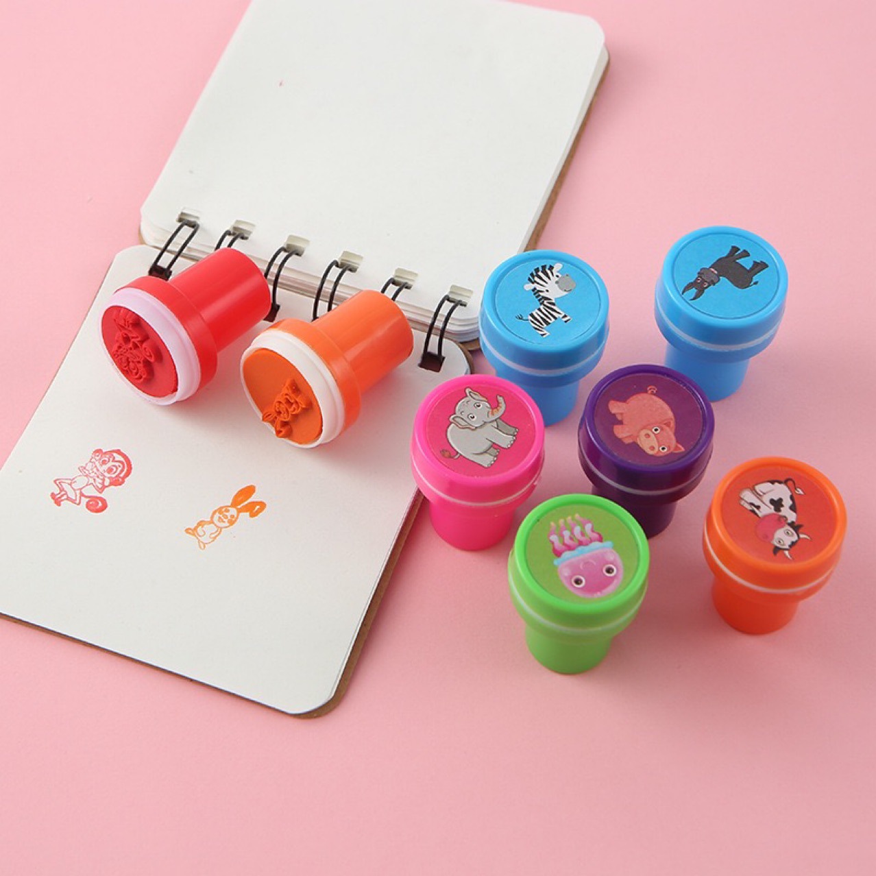 Nuevo lindo sello infantil de mascota, lindo sello de animal de dibujos animados, fabricante de sellos de juguete de tinta de retorno al por mayor