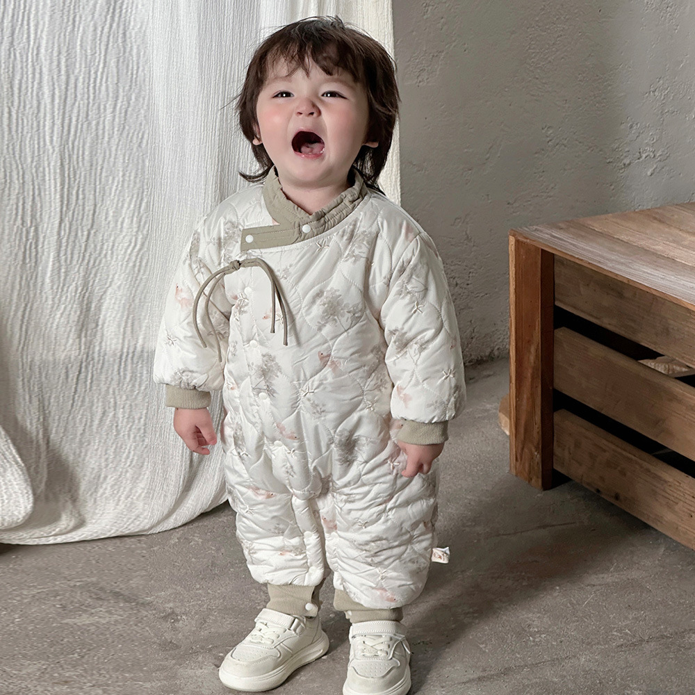 2024 otoño e invierno nuevos productos ropa para gatear para bebés nueva ropa de Año Nuevo para bebés de estilo chino ropa de una pieza acolchada ropa de semana cálida de estilo occidental