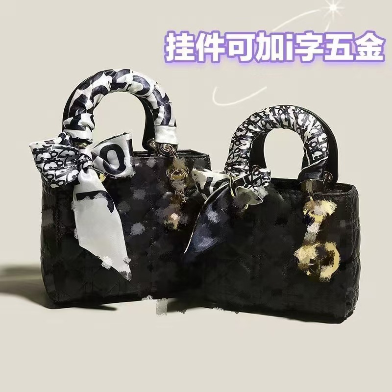 跨境代发戴妃包2025新款羊皮漆皮磨砂皮高级感真皮女包时尚百搭斜