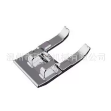 家用缝纫机配件 金属大开口压脚拉链平缝机折边拷边机原装服装