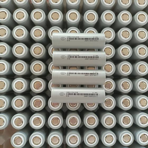 New A EVE50E Yiwei 21700 Lithium Battery 5000mAh5C Power Flashlight Digital Energy Storage