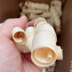 Wholesale shavings handcrafted wood shavings kindergarten children's workshop DIY materials manually shaven pine wood shavings