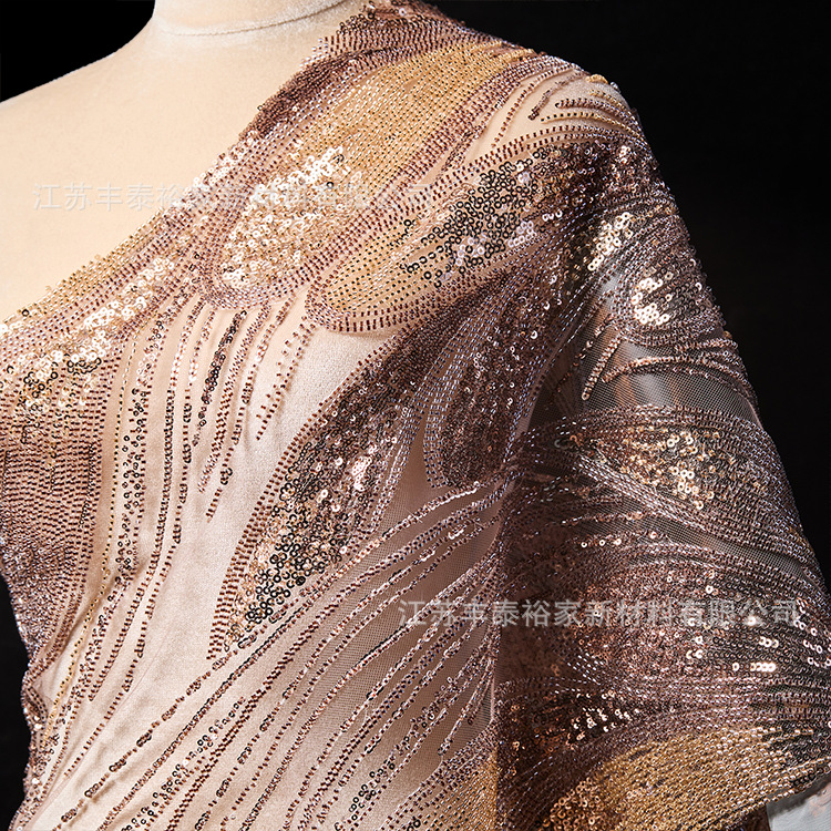 Alta fijación de moda vestido laminado pesado bordado clavos cuentas tela sequinilla fábrica de tela de ropa image 1
