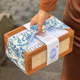 2025新中式木质简约广式流心鲜肉冰皮月饼礼盒中秋节伴手礼盒