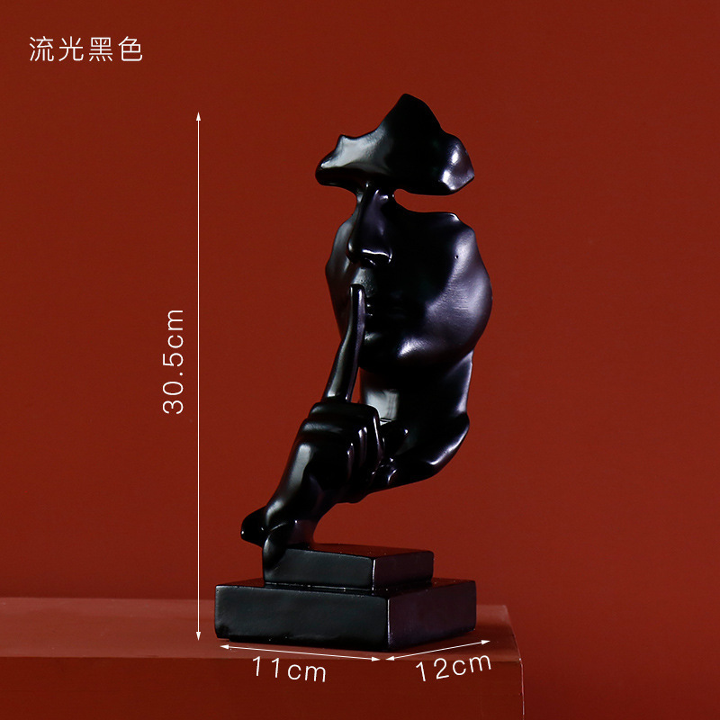 北欧のアイデアの小さいサイズの沈黙は金のカバーの3つの抽象的な樹脂の彫刻で飾られています。|undefined