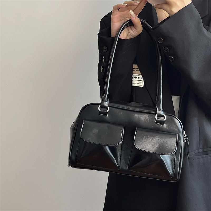 2025 New Large Capacity Retro Simple Niche Underarm Bag Women's Commuter Tote Bag Fashionable All-match Shoulder Bag