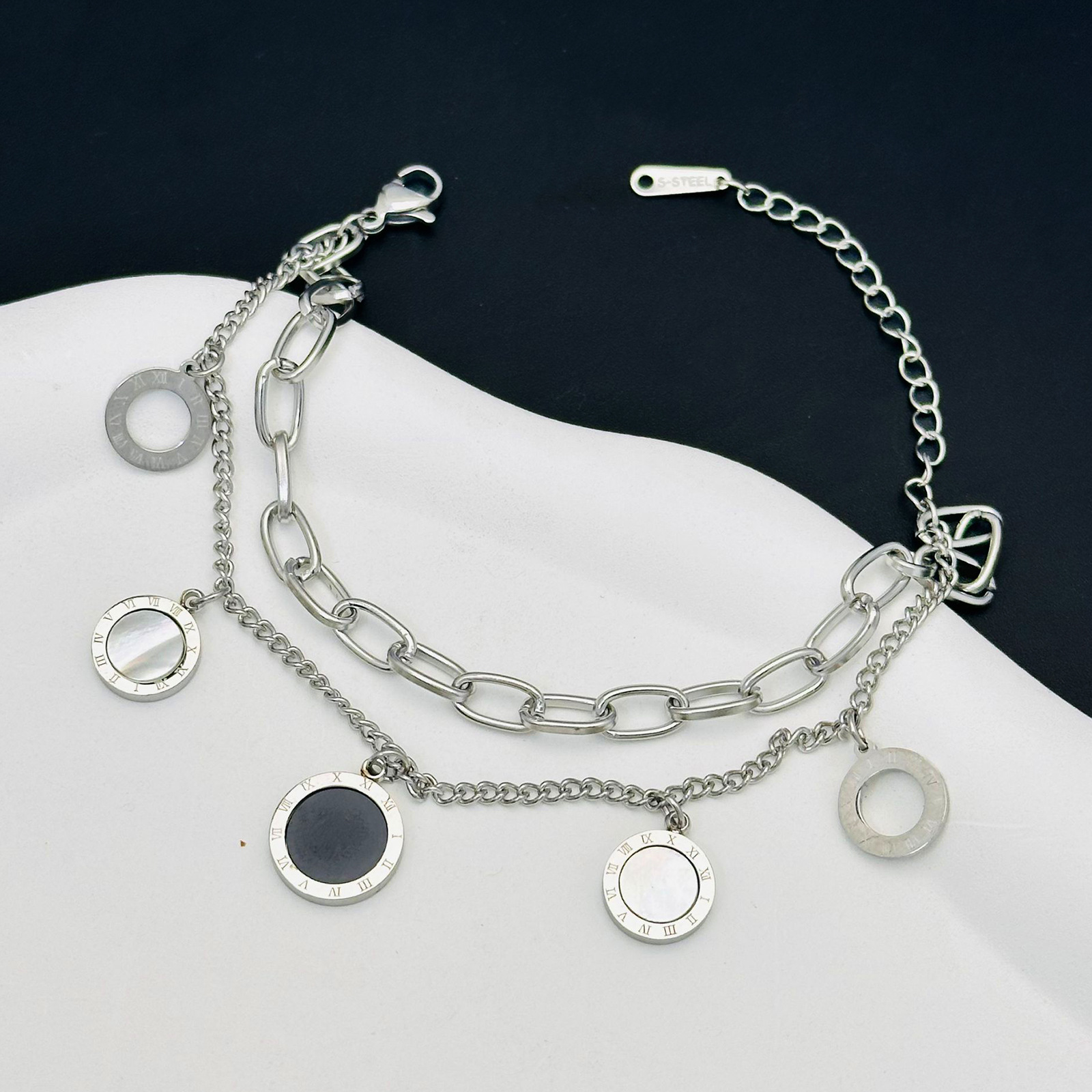 Blanco y Negro Shell romana digital de doble capa de titanio pulsera de acero de las mujeres hechas a mano popular joyería nueva llegada pulsera accesorios de la joyería