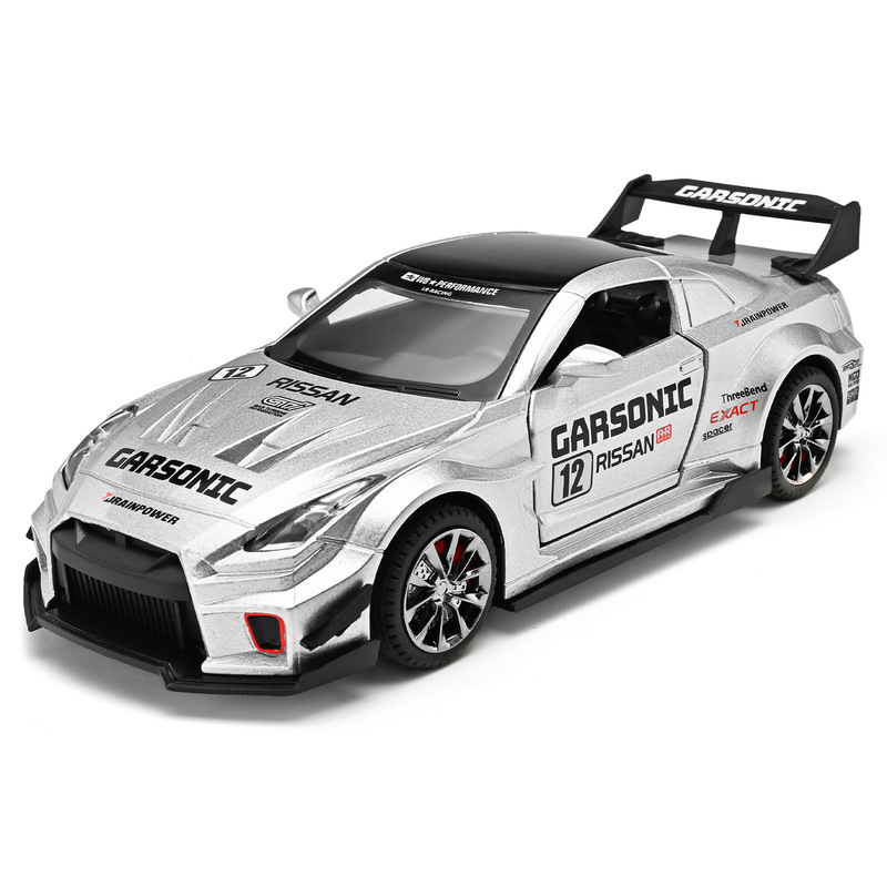 1:32 Nissan Gtr Alloy Sports Car Model Pull Back Sound and Light Office Desktop Ornaments Boy Small Toys Wholesale