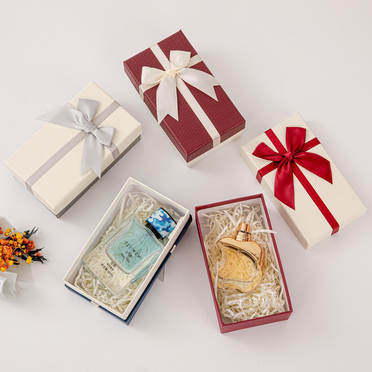 Caja de regalo del día de San Valentín, caja de cumpleaños de arco, caja de dulces, caja de regalo de vacaciones, caja de regalo de mano, cubierta del cielo y la tierra, se puede personalizar image 1