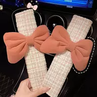 Автомобильный удлиненный чехол для ремня безопасности, пара защитных чехлов с маленьким ароматным бантом, милые мультяшные автомобильные наплечники