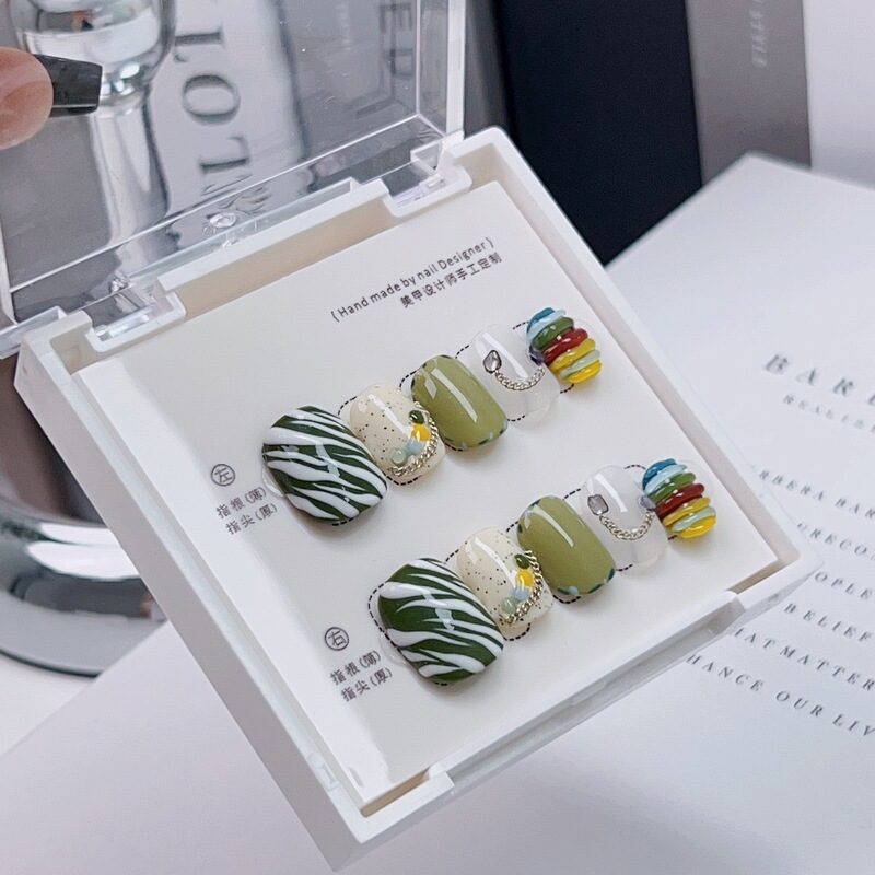 Hand-worn Armor Short Stripe Cute Cartoon Hand-painted Finished Wearable Nail Art Removable Nail Patch